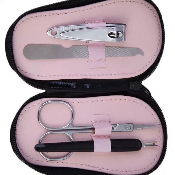 Polka dot nail set kit cute nail clipper polka dot pouch pink scissor tr… - Picture 3 of 5